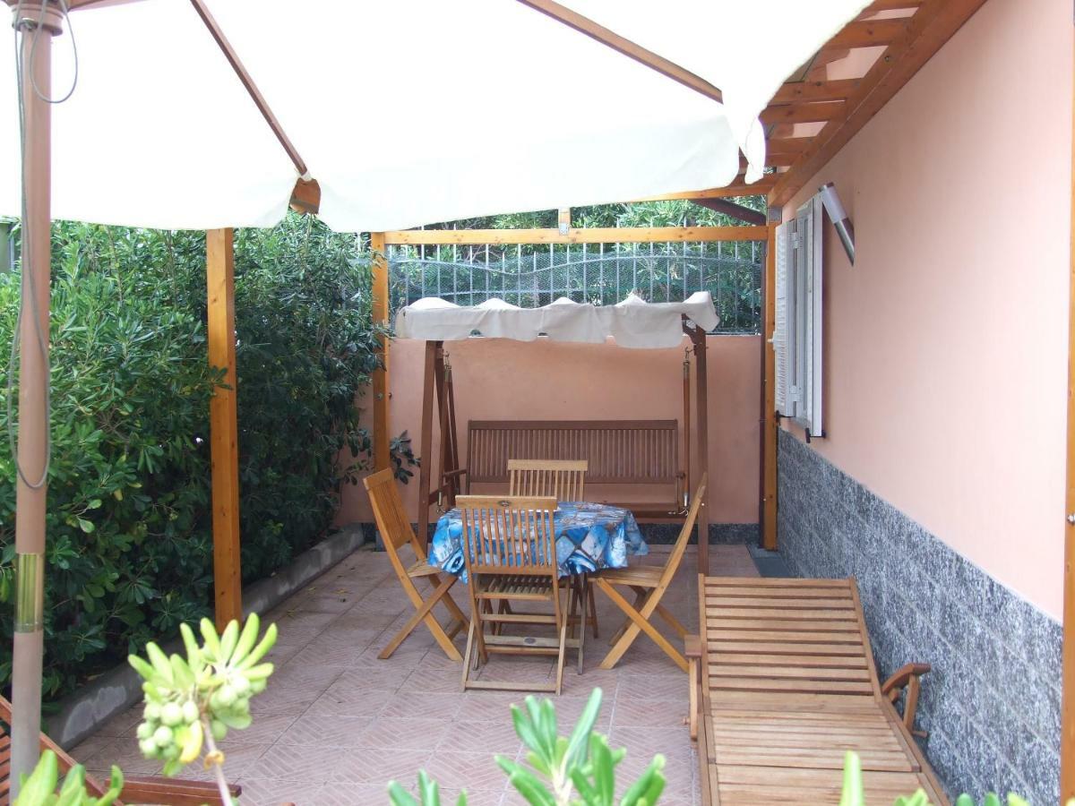 Le Case Del Sole Ventimiglia Exteriör bild